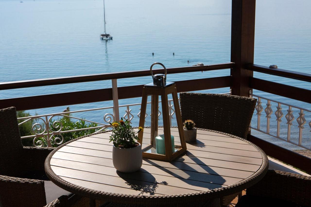 Arokaria Beach House Nikiana Buitenkant foto